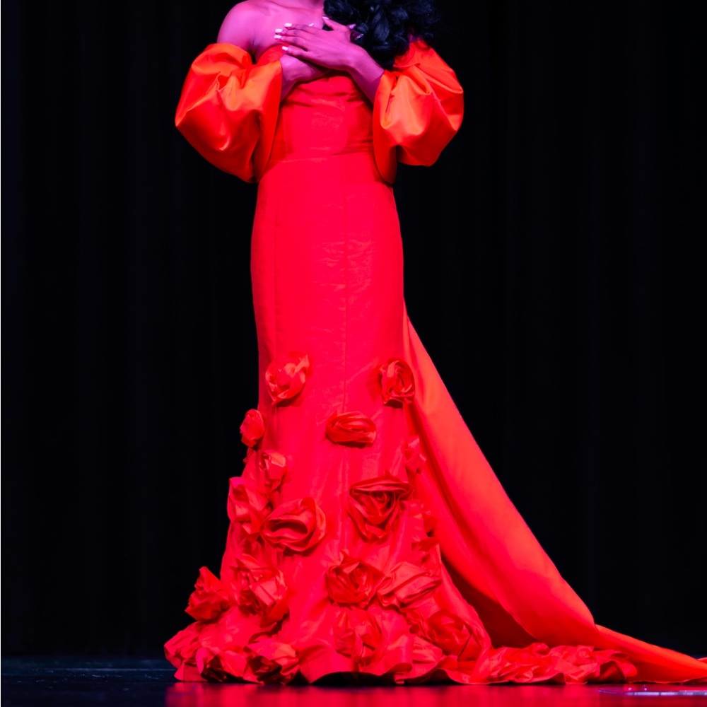 Red gown + bow cape
